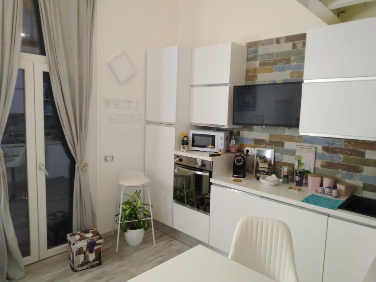 White House Apartment Brescia Exterior foto